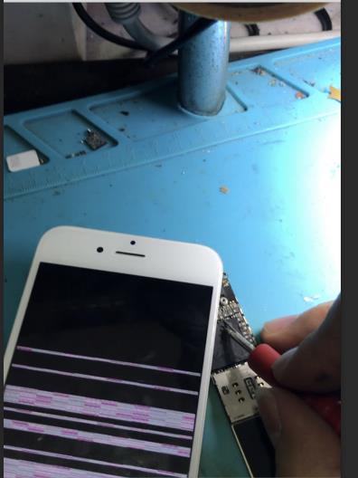 苹果6s不停重启花屏,苹果6s不间断重启