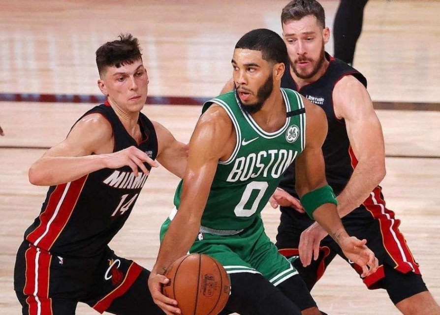 宜将剩勇追穷寇，不可沽名学霸王——现在还不是湖人庆祝的时候