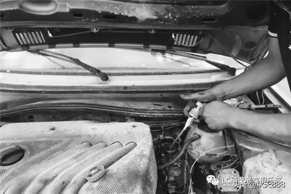 老捷达越野征服草原,老款捷达跑川西