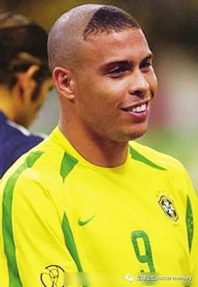 冲阵无双秦琼,罗纳尔多冲关视频