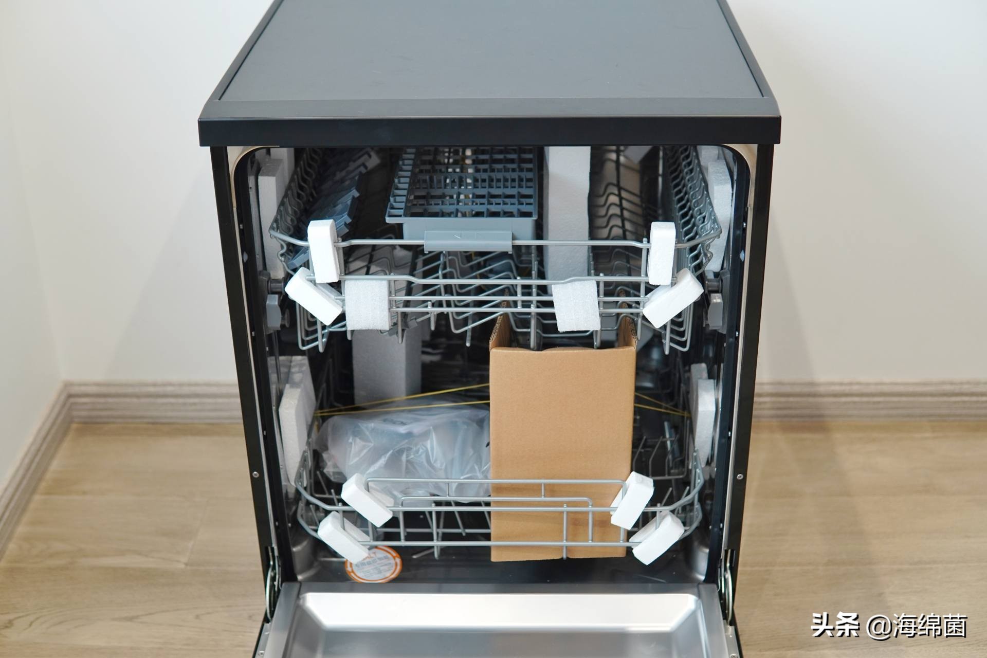 海尔家用晶彩洗碗机,海尔洗碗机晶彩w20怎么样