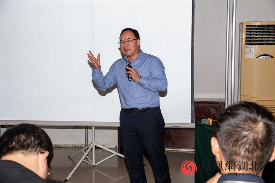 “纳杰问政”再开考会诊亏损项目直击管理短板