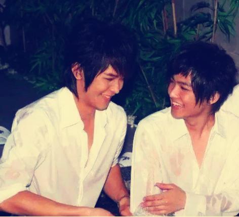 炎亚纶原来是飞轮海的吗,炎亚纶谈与飞轮海关系