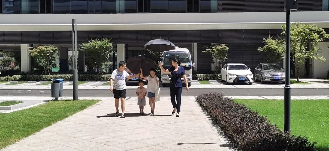 鍦嗕腑鍖楃,鍦嗕腑鍖楃鐢熷懡绉戝涓績