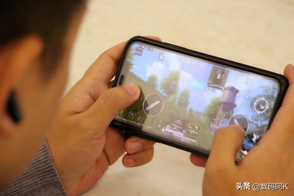 百元蓝牙耳机漫步者lollipods,漫步者lollipodspro和plus