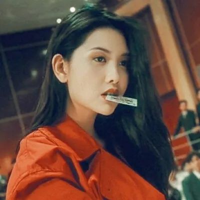 嘴凸的女生其实也很好看,凸嘴女生怎么微笑好看