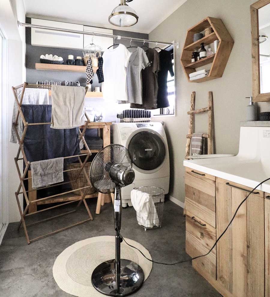 公开！日本主妇室内晾衣的独门技巧，没阳台一样晾百件，真佩服