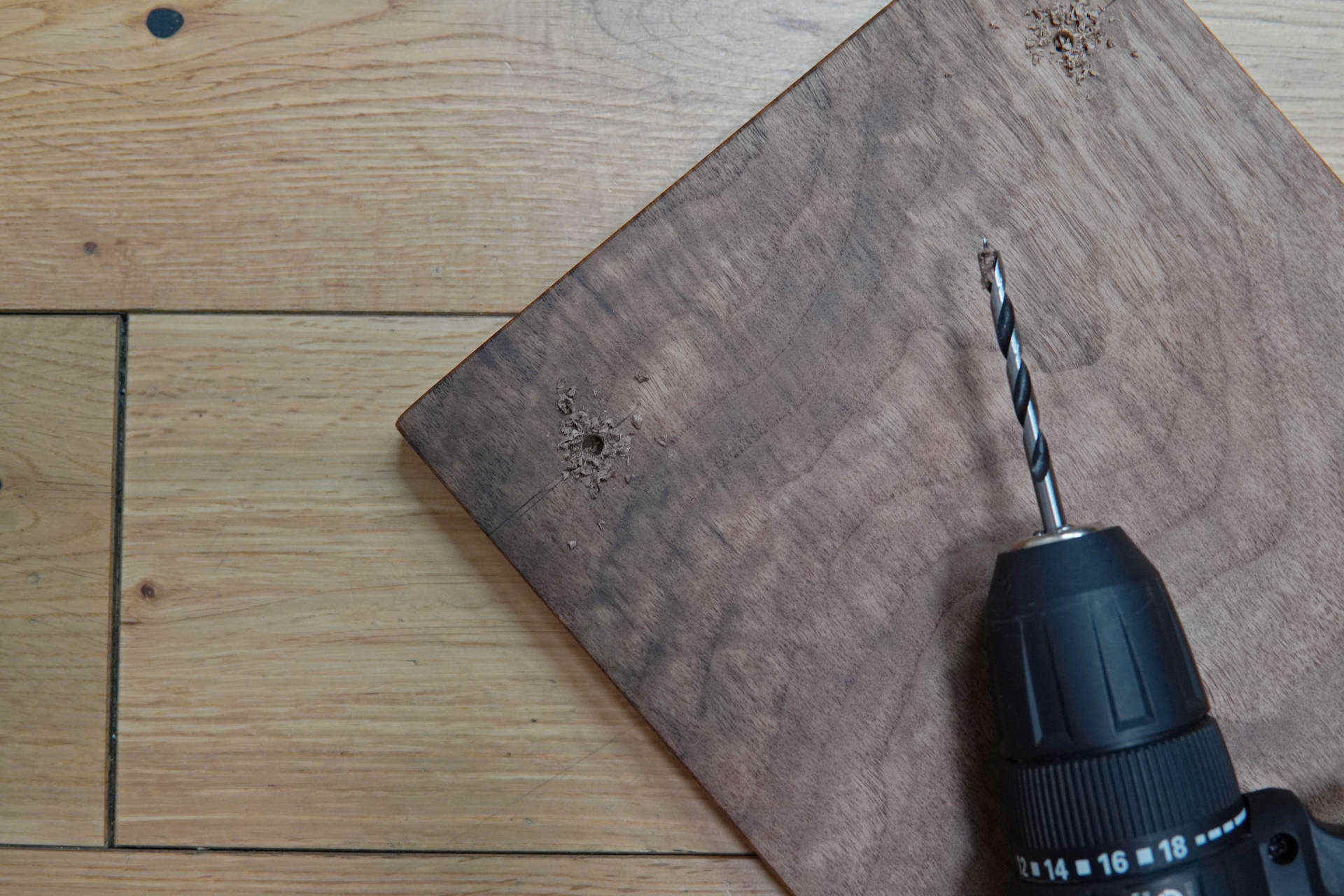 自制电脑显示器增高架,显示器增高架有必要吗