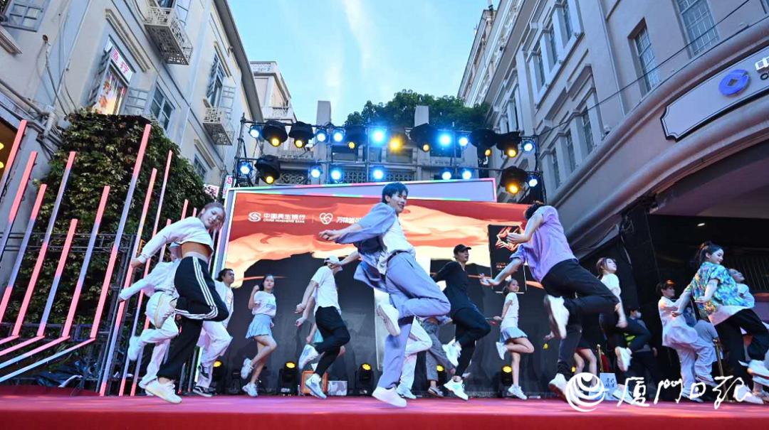 夜太美现场版,夜太美景色太完美