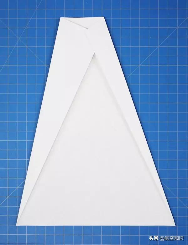 我要折纸飞机怎么折飞得又远又高,6-9岁儿童折纸飞机最简单