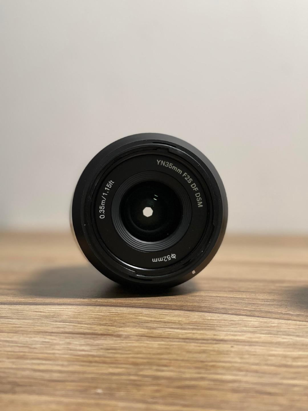 永诺yn35mmf2标准定焦镜头测评,永诺35mmf2和适马35f2对比