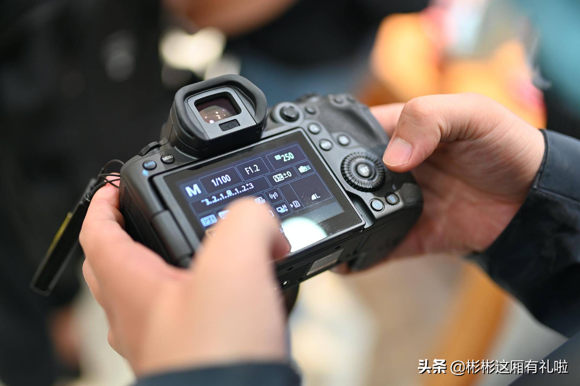 真香评测相机,佳能相机真香款