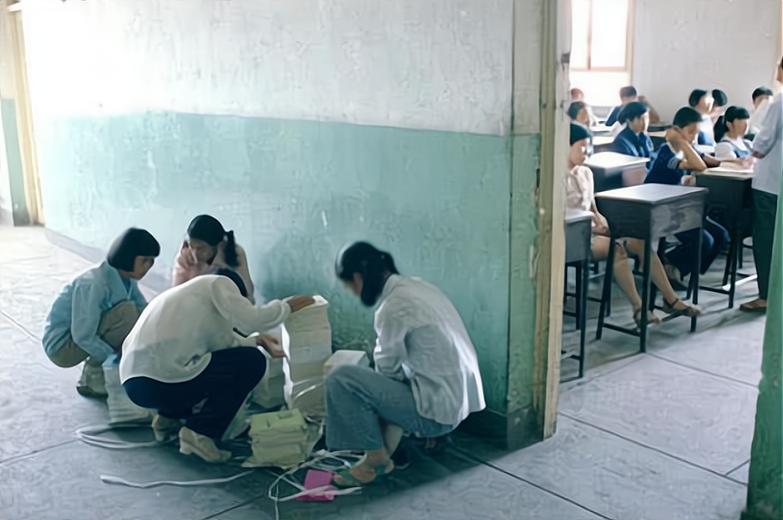 80年代中专生相当于现在什么水平,80年代的中专读几年