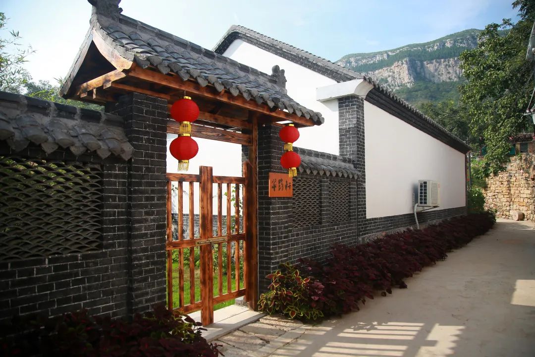 济南市灵山风景区,济南古香古色的景区