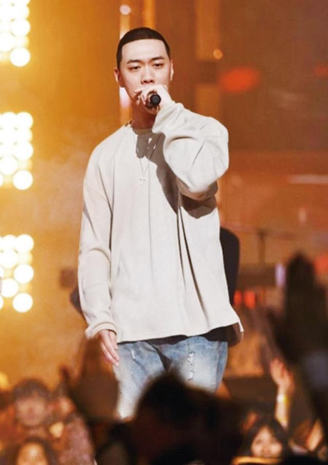 BewhY参加广播,个人态度引起公愤,网友:不要把无礼当个性