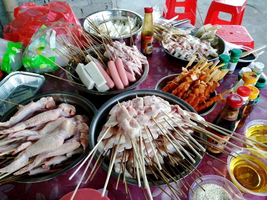 摆摊烧烤生意的诀窍,小白烧烤摆摊入门需要先了解什么