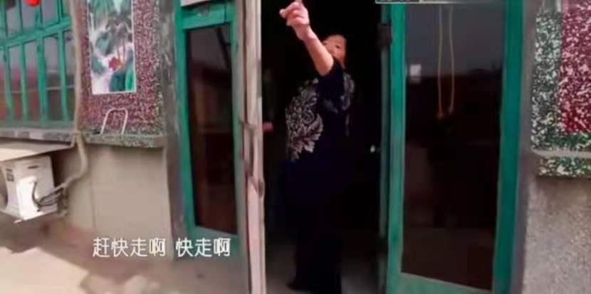 女儿为了私奔和父母决裂,女儿跟人私奔了怎么办