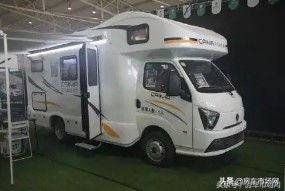 实拍小9.98万c型房车,空间最大的c型房车20万自动挡