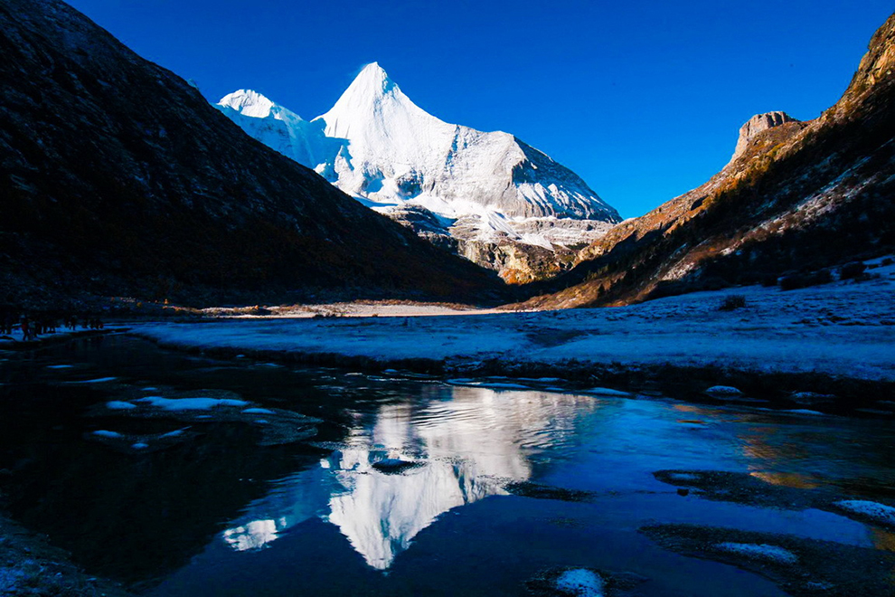 雪域高原佛国天堂,稻城亚丁雪域高原天堂般的美景