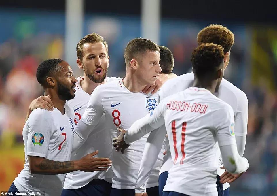 三狮军团掀起青春风暴,三狮军团首发