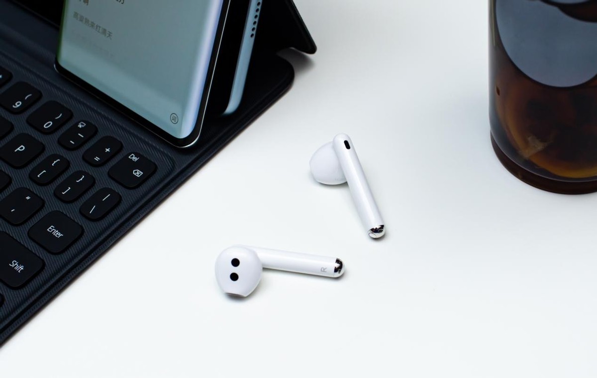 鍗庝负鑰虫満watchfreebuds,鍗庝负闄嶅櫔鑰虫満freebuds4璇勬祴