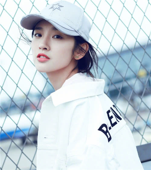 唐艺昕美艳甜美,唐艺昕为什么被称为备忘录女孩