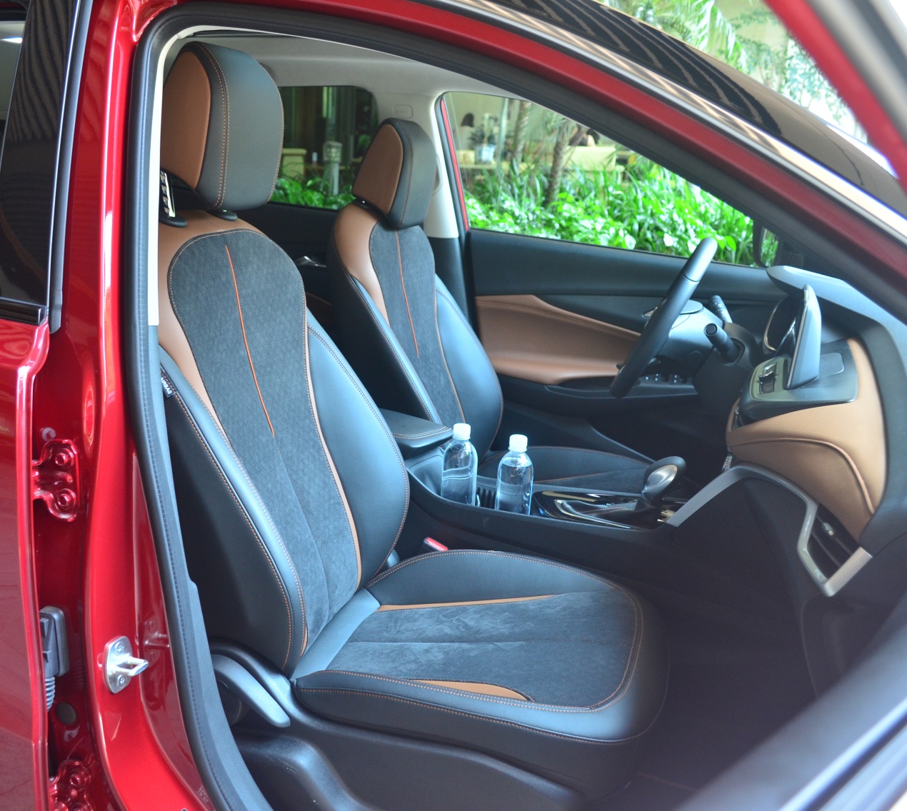 有人说胖子是潜力股,试驾别克昂科旗空间