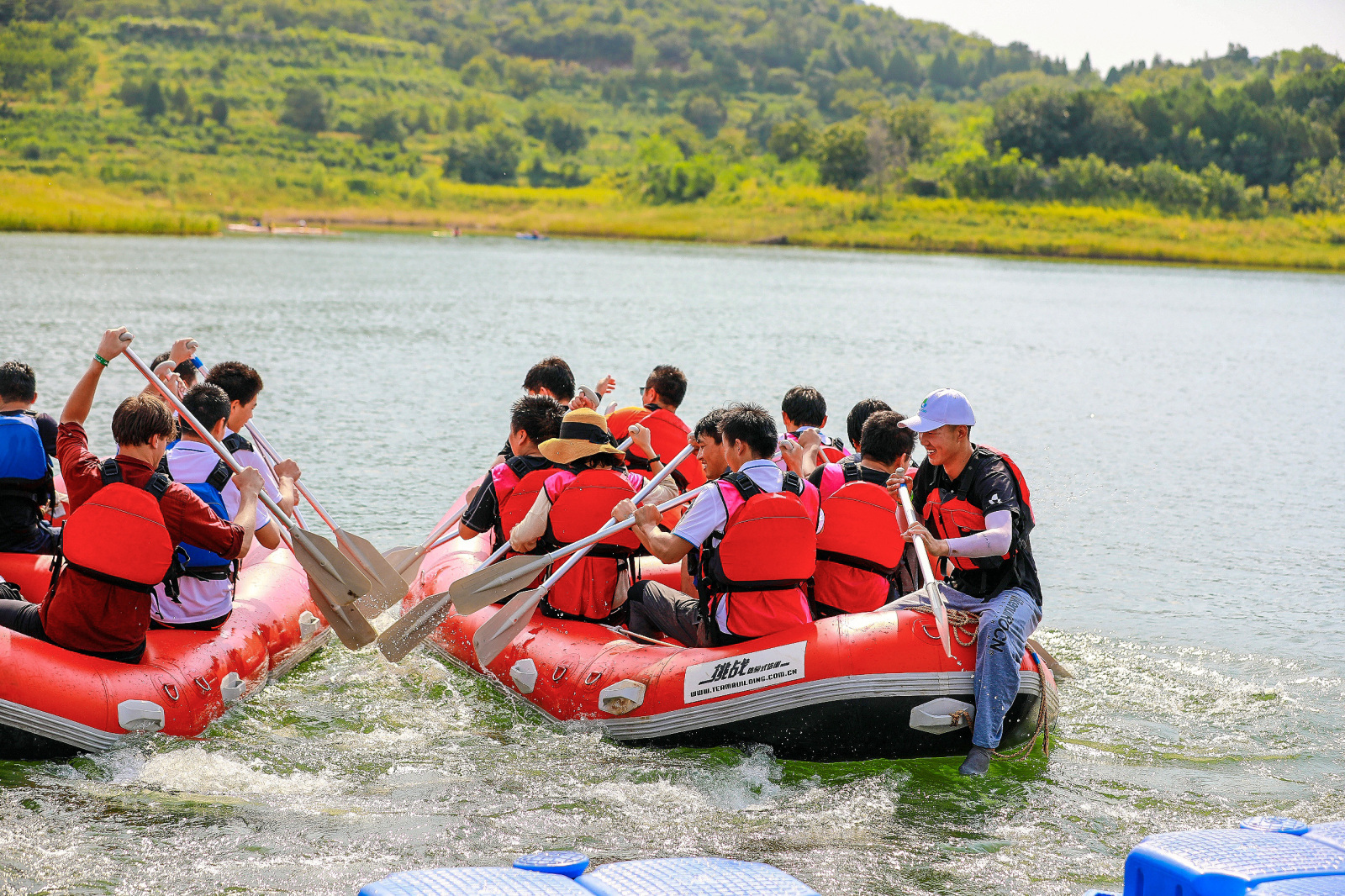 破浪同行,破浪同行正青春