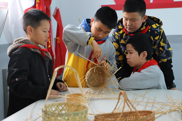 双减政策允许学校开展课后服务吗,双减模式下的小学