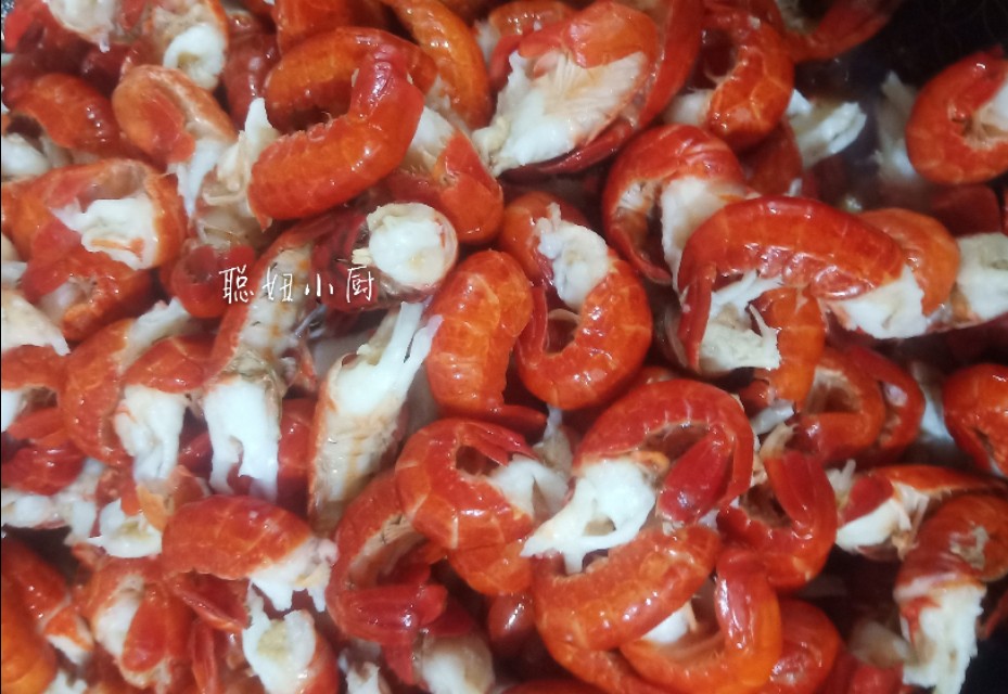 火锅料炒虾尾不用啤酒怎么做,新密炒虾尾正宗做法和配比
