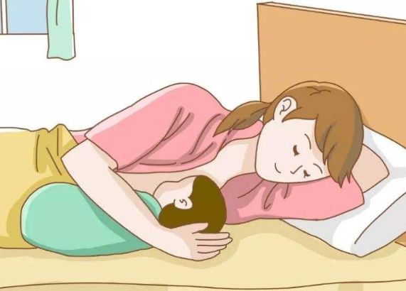 月子里有保姆和月嫂照顾还是崩溃,月嫂和保姆在月子里都干哪些活