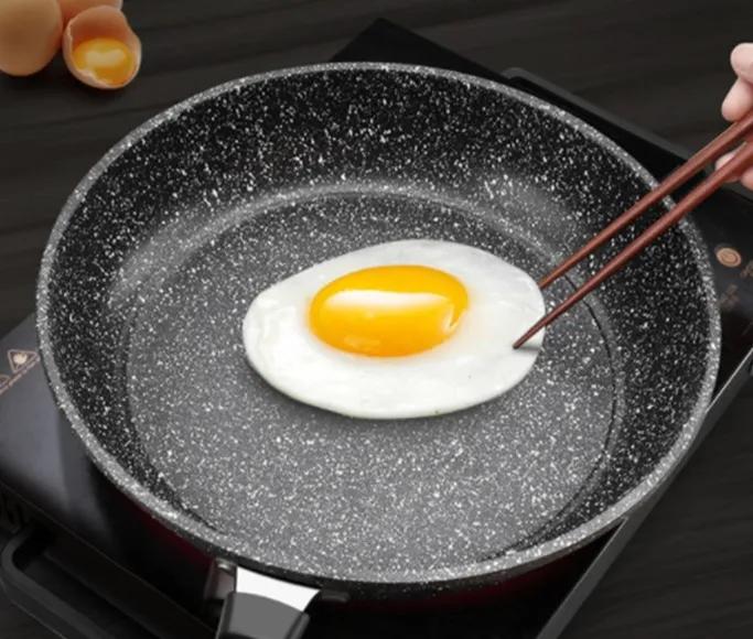 平底锅和麦饭石锅哪个好,平底锅铸铁的好用还是麦饭石好用