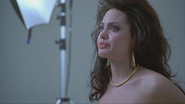 蕾丝、吸毒、得艾滋的她,才是美国第一个超级名模