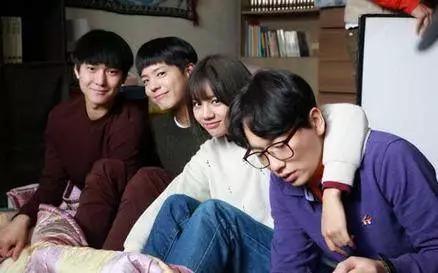 适合过年宅家看的治愈系电影推荐,关于过年的治愈系老影视剧