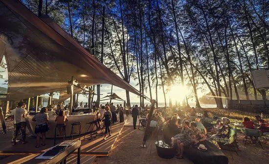 卡马拉海湾铂金海岸半山滨海度假村值得一探究竟