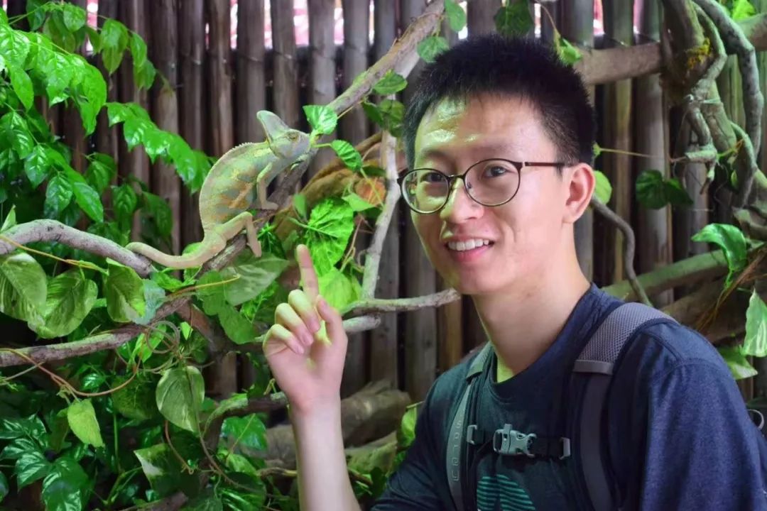 一群博士硕士,动不动“鬼混”到半夜,却干成了件人人称赞的事