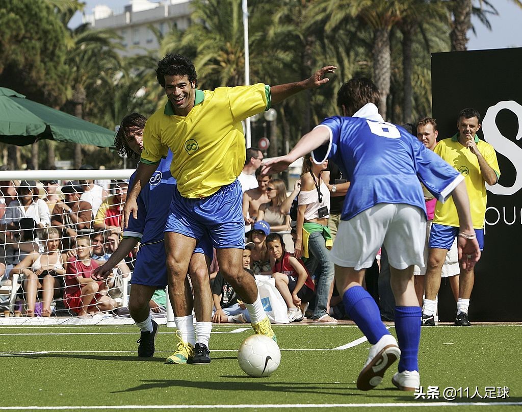 巴西足球巨星十大传奇球员回顾,巴西足球新10号球员名单