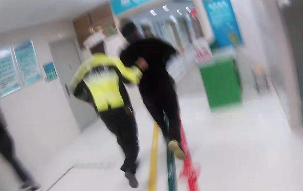 两岁女童毒鼠强中毒,小孩误食鼠药急救