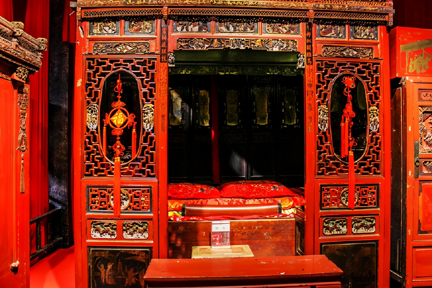 新安江山水画廊景区村落,漳潭古村