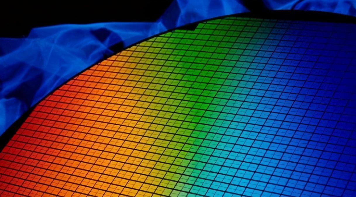 三个月狂赚537亿,三个季度狂赚千亿