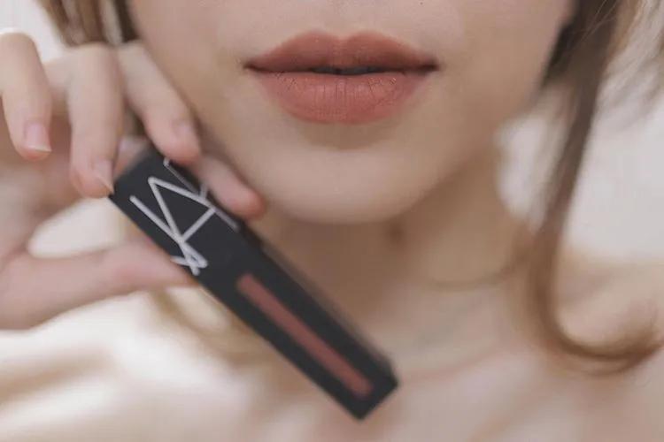 口红不沾口罩,不粘口罩的口红才是优秀的口红