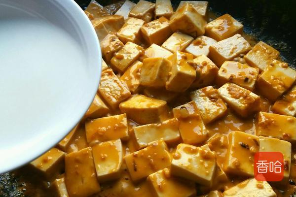 黄体酮是让姨妈量增多的吗,吃什么黄体酮会帮助来月经