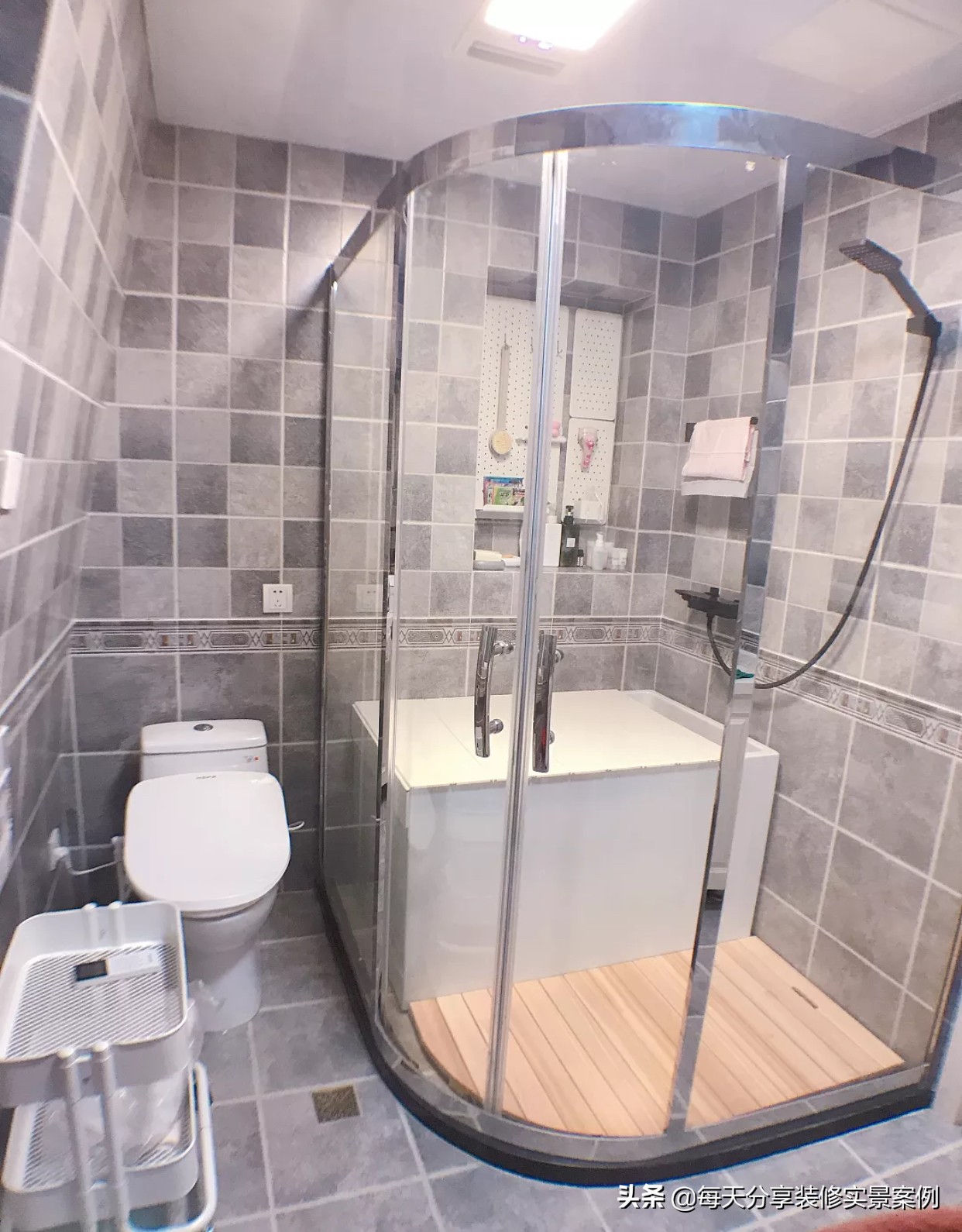 她家房子装修效果图,完美的顶层阁楼设计装修