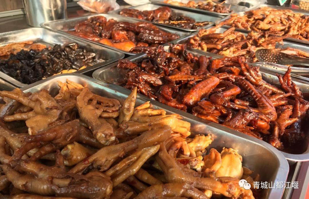 坐上公交去旅行!跟着这条101路线,带你玩遍大半个都江堰~一站一景,吃喝玩乐一网打尽!