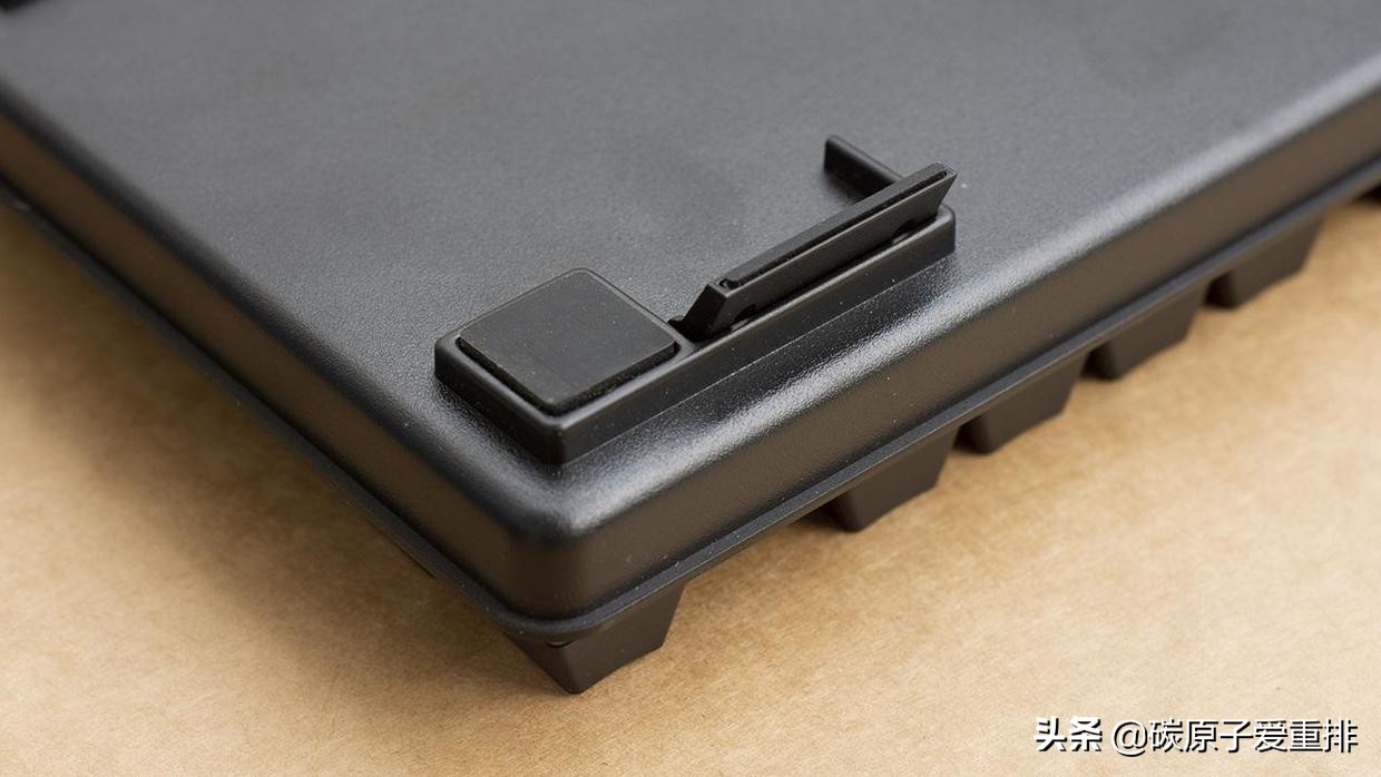 雷蛇黑寡妇蜘蛛标准版机械键盘,雷蛇黑寡妇蜘蛛键盘测评