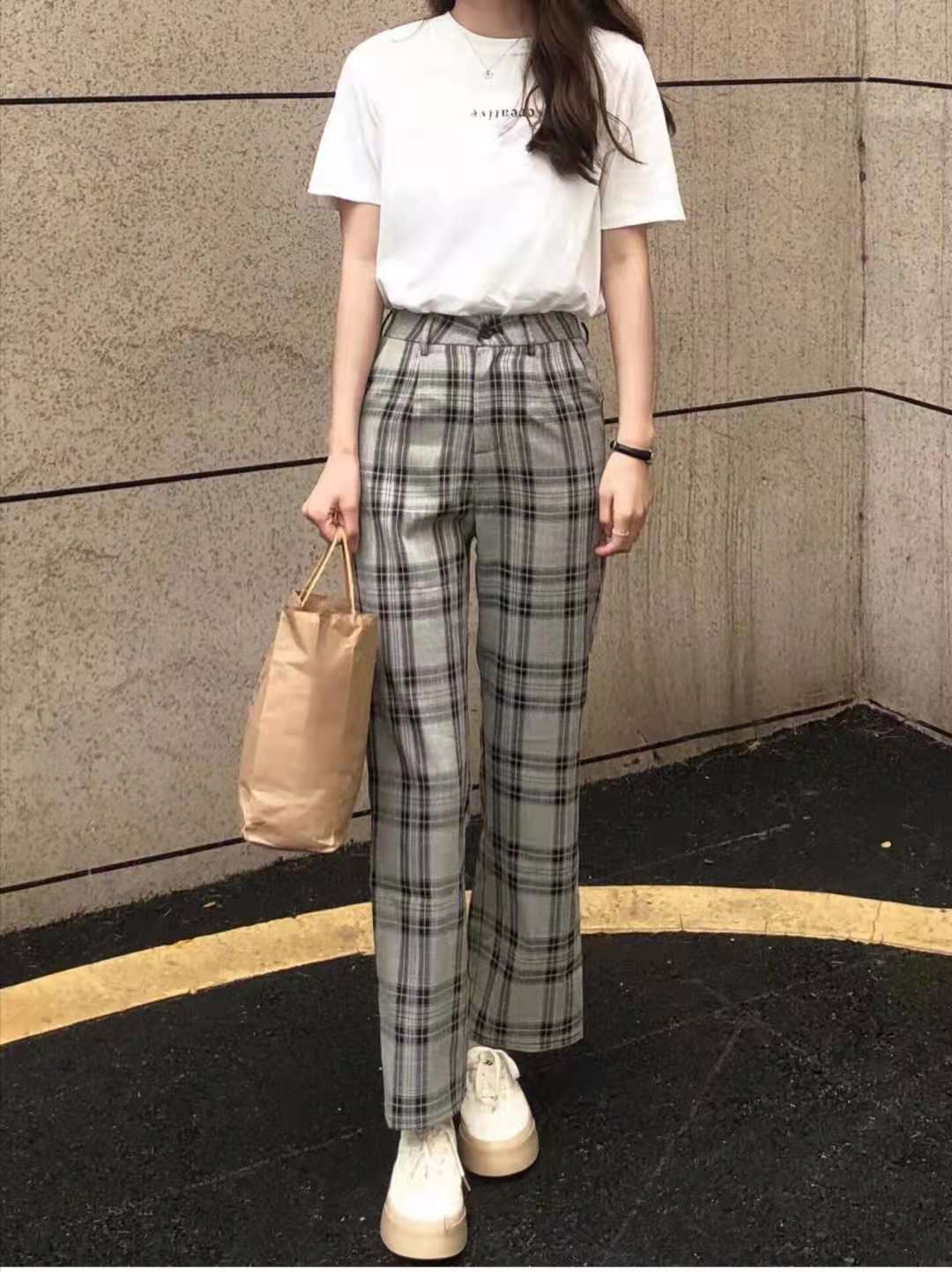 夏天裤子哪种面料凉快,夏天穿什么面料的裤子最凉快舒服