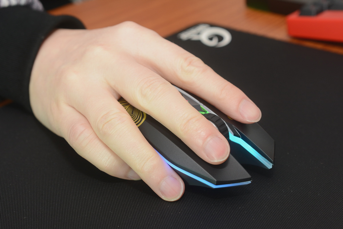 牧马人最新鼠标,牧马人最高端鼠标