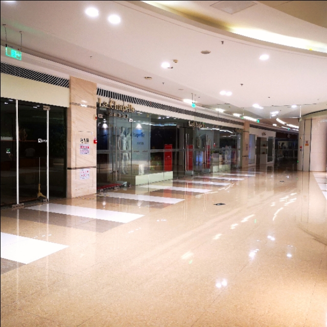 合肥安粮国贸购物中心夜景,合肥安粮国贸购物中心多高