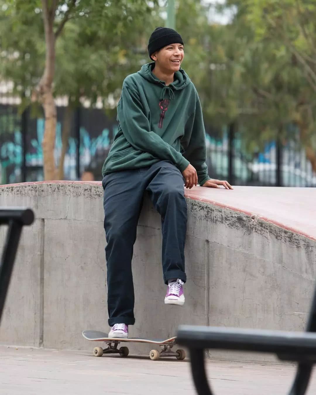 什么滑板鞋最实惠耐用又好看,好看实惠的滑板鞋