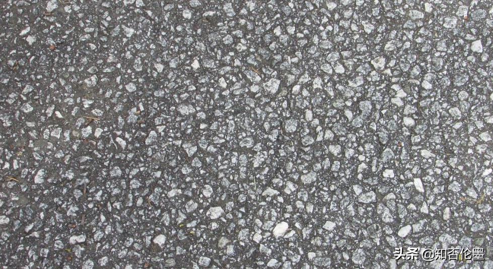 屋顶漏水铺一层瓷砖可以解决吗,卫生间墙面瓷砖漏水渗水如何处理